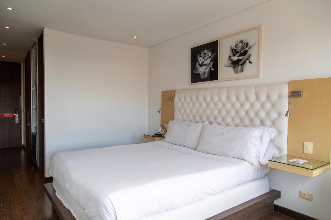 Hotel 104 Art Suites Богота Екстериор снимка