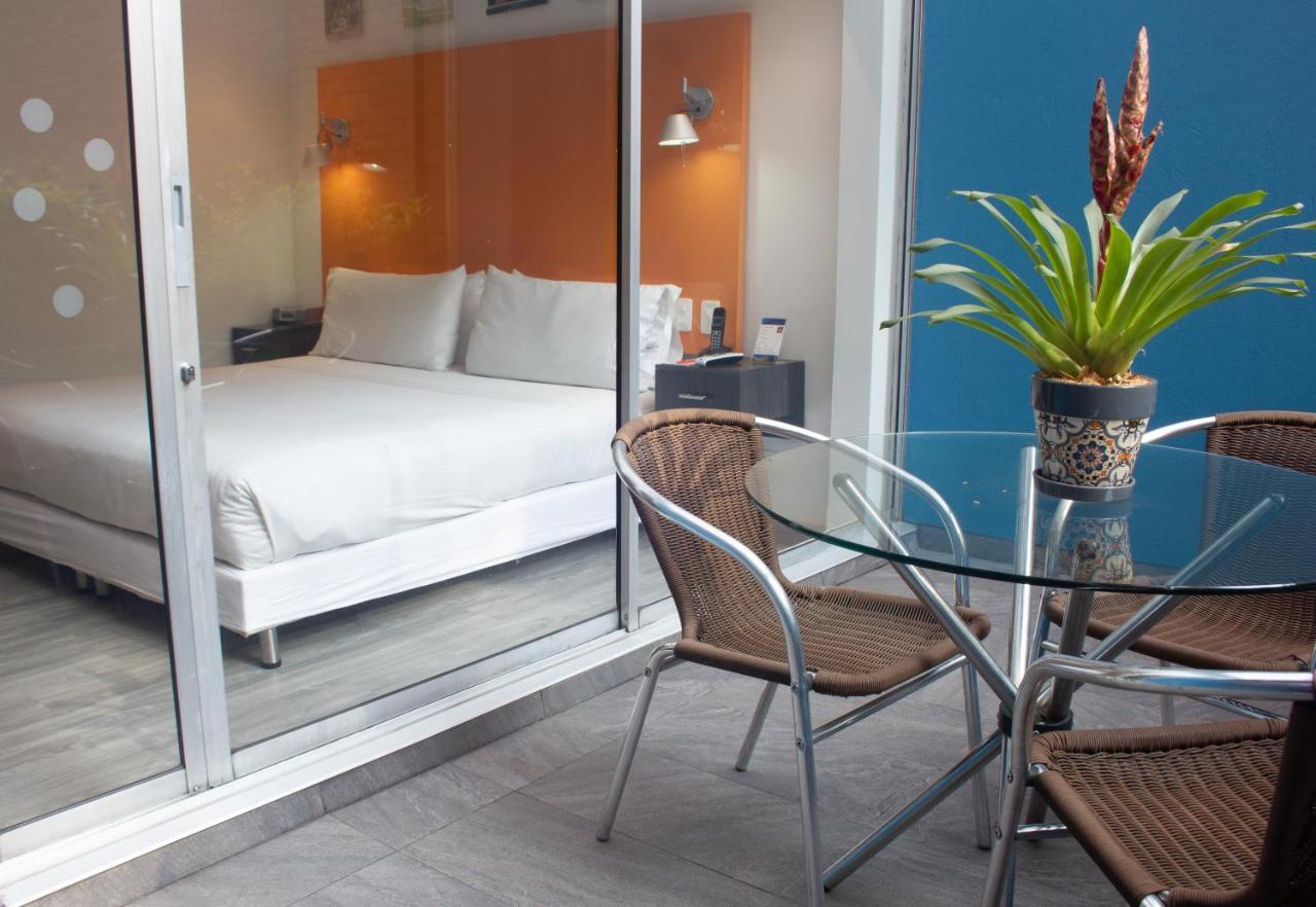 Hotel 104 Art Suites Богота Екстериор снимка
