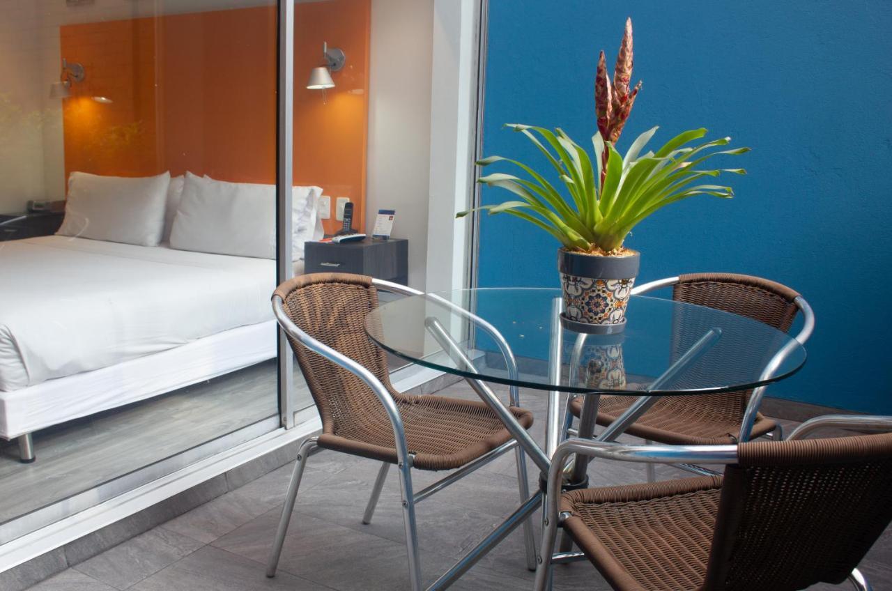 Hotel 104 Art Suites Богота Екстериор снимка